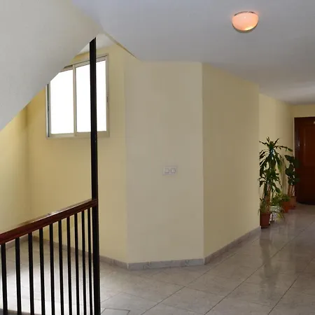 Joven Pura Apartamento *